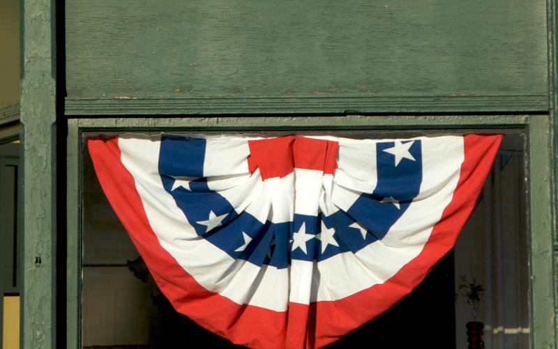 DIY American Flag Bunting